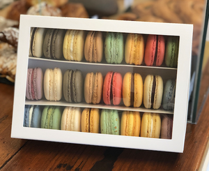 Pre assorted box of 24 macarons